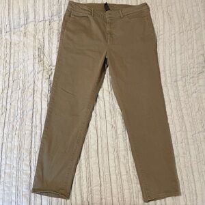 Mountain Hardwear Women's Straight Leg Pants in Tan